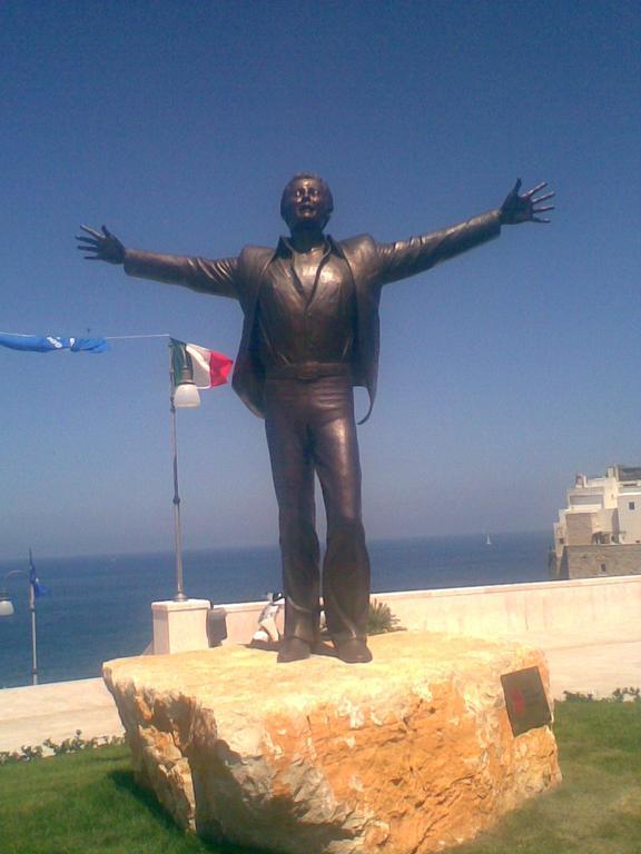 Welcome Holiday House Polignano a Mare Exterior foto